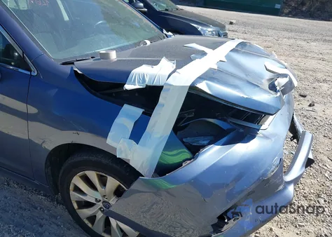 2017 Subaru Legacy 2.5I z USA, uszkodzony, nr VIN 4S3BNAB68H3045442